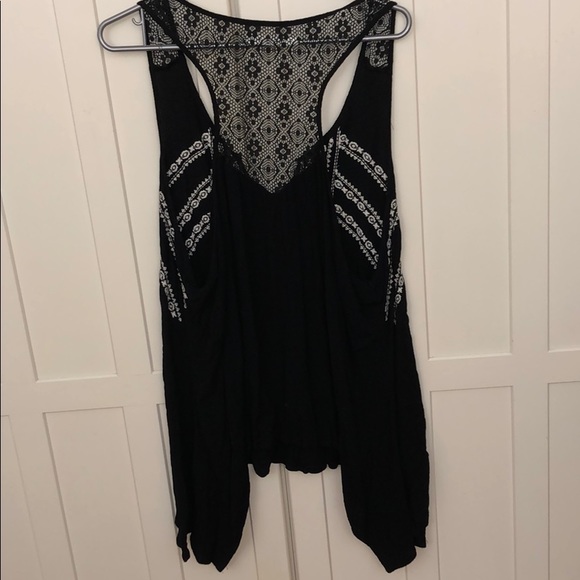 Maurice’s sleeveless blouse - Picture 3 of 3